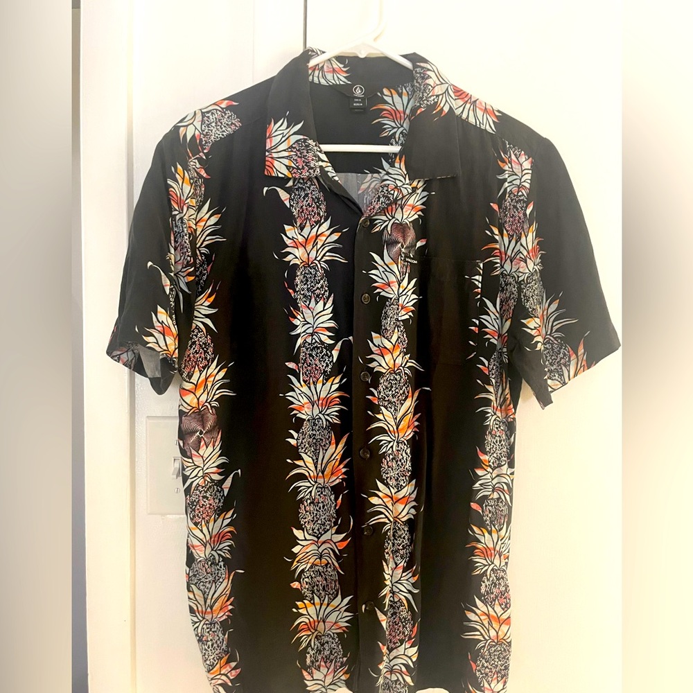 Volcom Men’s Button Up Shirt, Size Medium - image 1